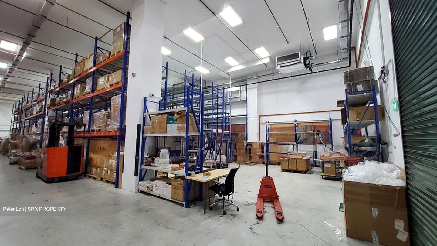 Das Spektrum@cbp (D16), Warehouse #525412901
